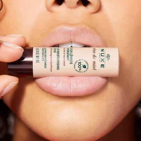 Son Dưỡng Môi Nuxe Reve de Miel (Reve de Miel Lip Moisturising Stick)