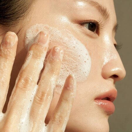 Sữa Rửa Mặt Klairs Dưỡng Ẩm, Dịu Nhẹ, Sạch Sâu (Gentle Black Facial Cleanser)