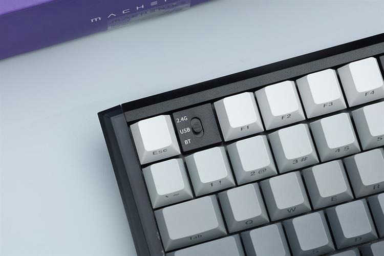 Bàn Phím Cơ Bluetooth Machenike K600E B87W GR Silver Switch RGB