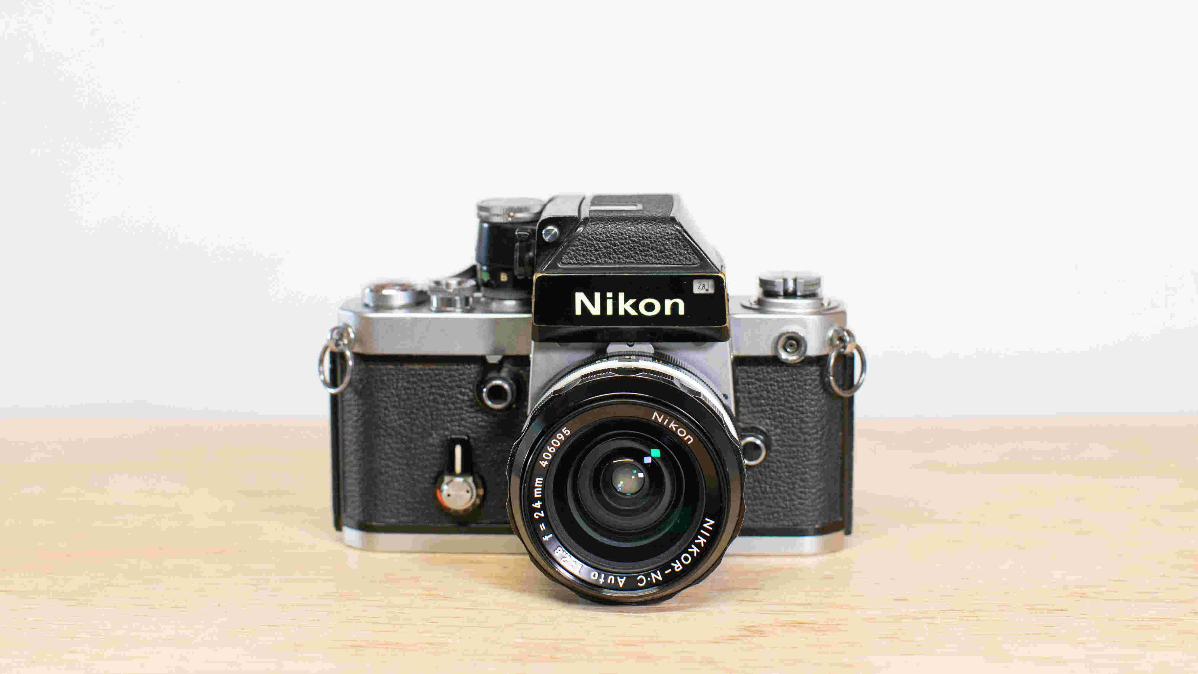 Máy ảnh Nikon F2