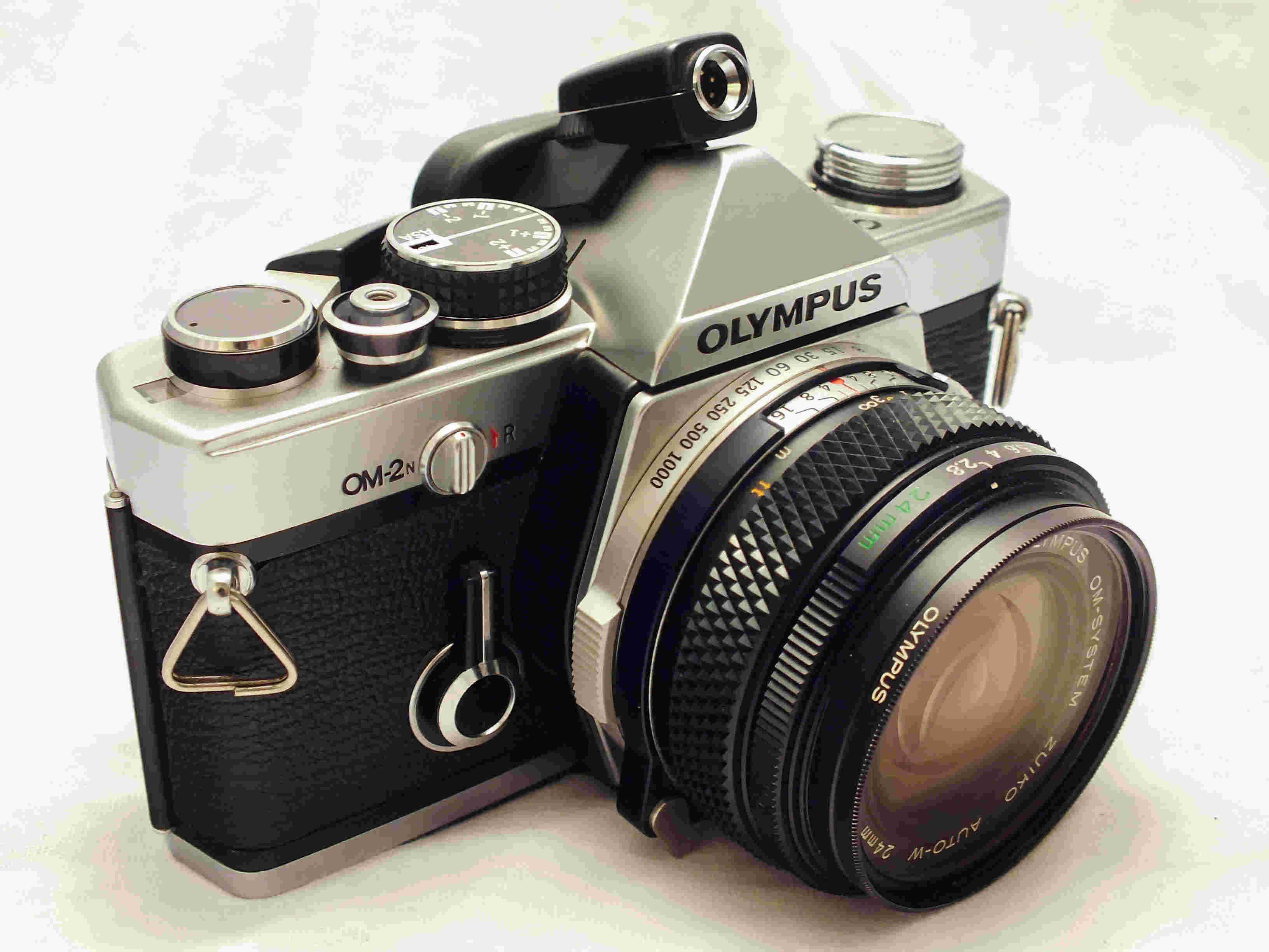 Máy ảnh Olympus OM-2