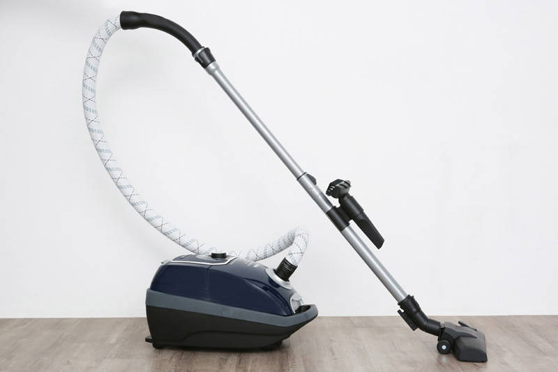 Máy hút bụi dạng hộp Bosch BGL72294