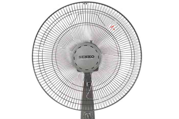 Quạt đứng Senko 3 cánh DH1600 47W