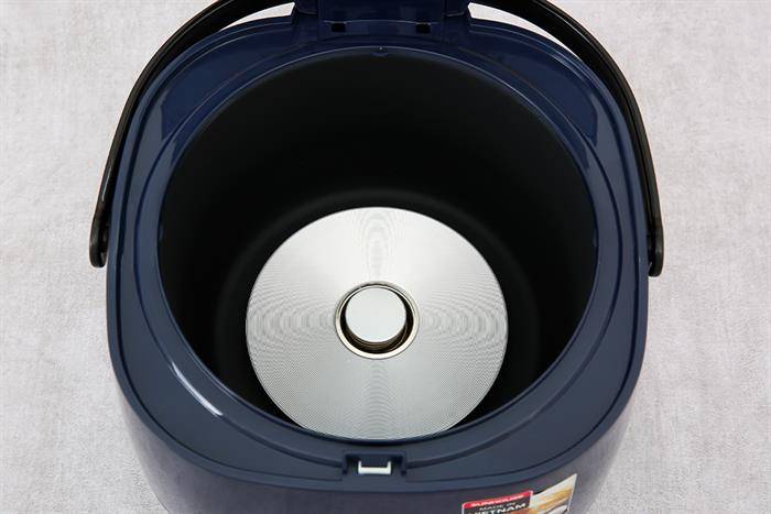 Nồi cơm nắp gài Sunhouse 1.8 lít SHD8611N