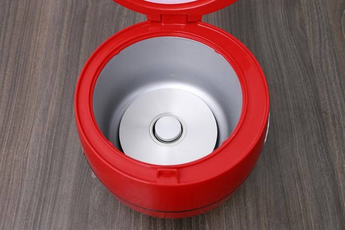 Nồi cơm nắp gài Kangaroo 1.2 lít KG822