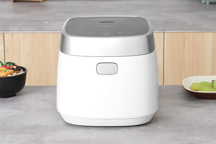 Nồi cơm cao tần Panasonic SR-HNS151WRA 1.5 lít