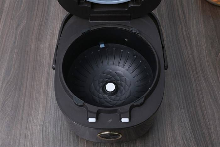 Nồi cơm cao tần Kangaroo 1.8 lít KG599N
