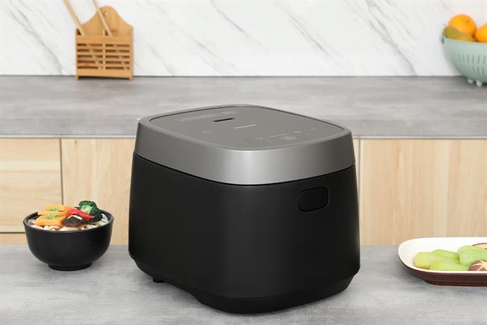 Nồi cơm cao tần Panasonic 1.5 lít SR-HN151KRA