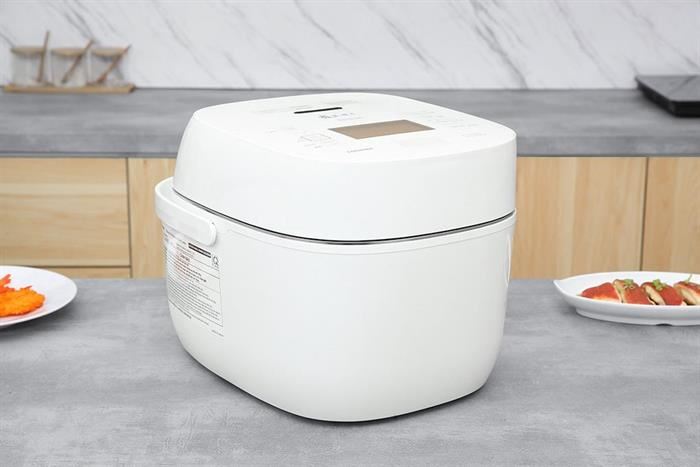 Nồi cơm áp suất cao tần Toshiba 1.8 lít RC-18VXWVN(W)