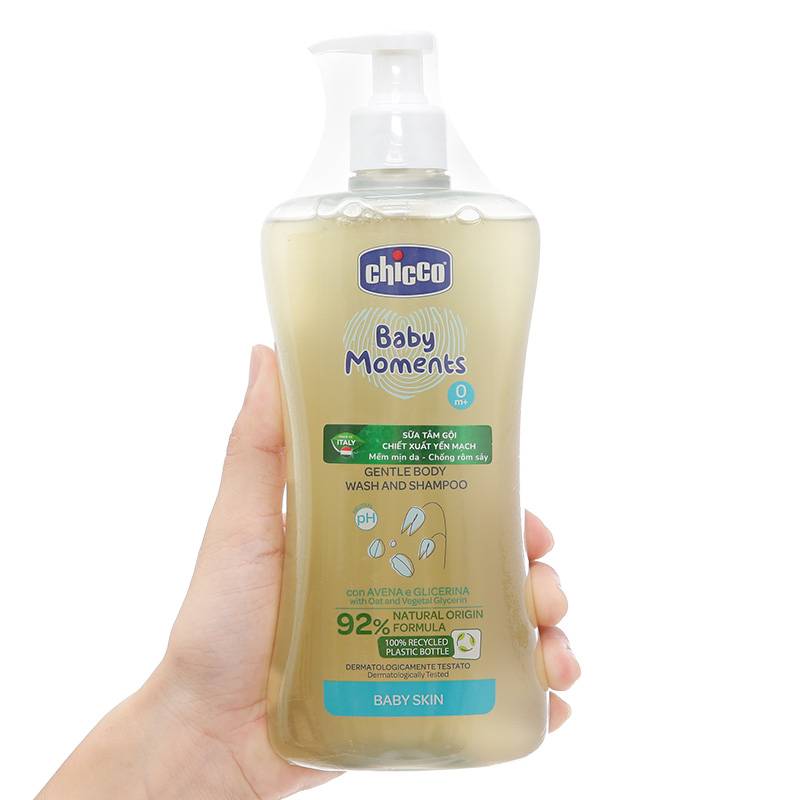 Sữa tắm & gội 2in1 cho bé Chicco chiết xuất yến mạch 500ml