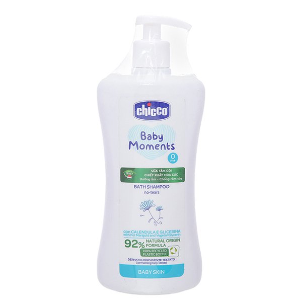 Sữa tắm & gội 2in1 cho bé Chicco chiết xuất hoa cúc 500ml