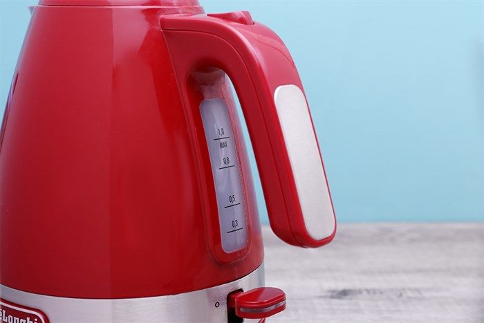 Bình đun siêu tốc De'Longhi 1 lít KBLA2000