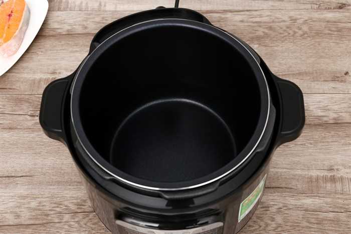 Nồi áp suất điện Tefal CY601868 6 lít