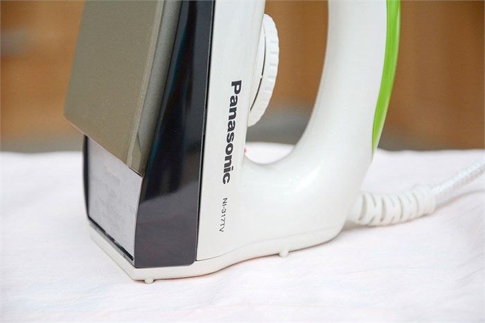 Bàn ủi khô Panasonic NI-317TXRA 1000W