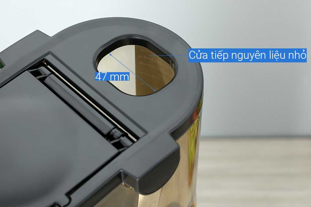 Máy ép chậm Crystal ZZJ821ML