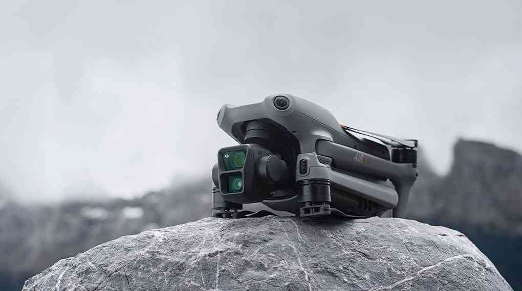 Flycam DJI Air 3 Fly More Combo