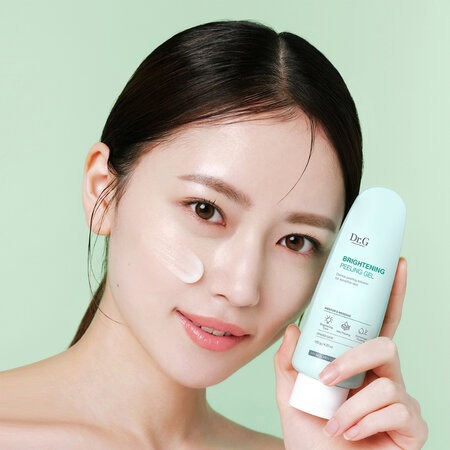 Tẩy Da Chết Dr.G Dịu Nhẹ Hỗ Trợ Dưỡng Sáng Da Mờ Thâm 120g