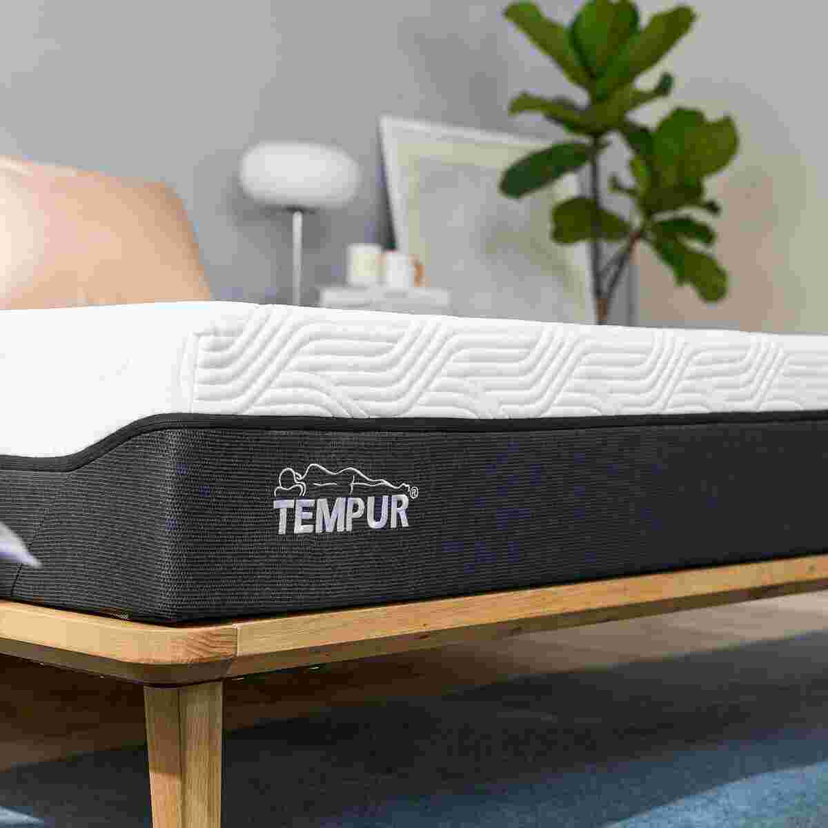 Nệm foam Tempur Pro Plus Medium Firm 25cm