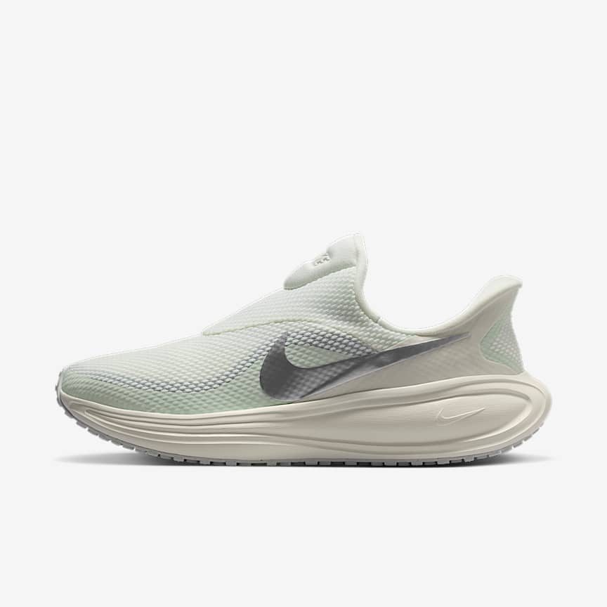 Giày Chạy Bộ Nữ Nike Revolution 8 EasyOn