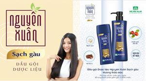 Dầu Gội Nguyên Xuân Dược Liệu Sạch Gàu 450ml