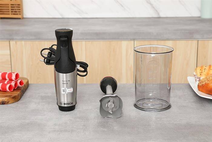 Máy xay cầm tay Bosch MSM6M622